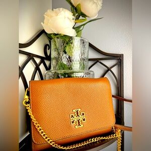 Tory Burch Britten moose pebbled chain wallet